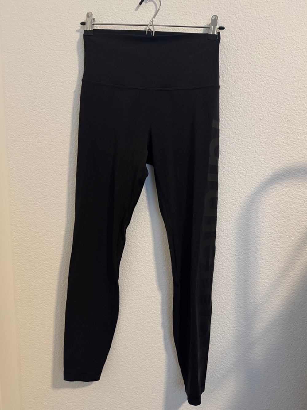 Lululemon align logo tights *25in